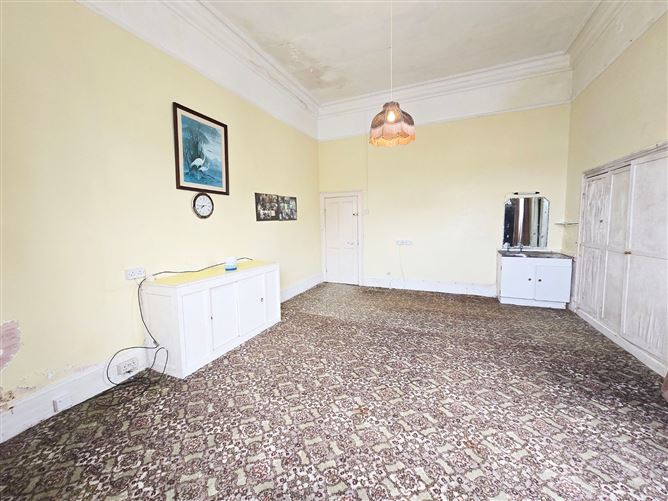 Merton Villa, Merton Square, Kilkee, Co. Clare