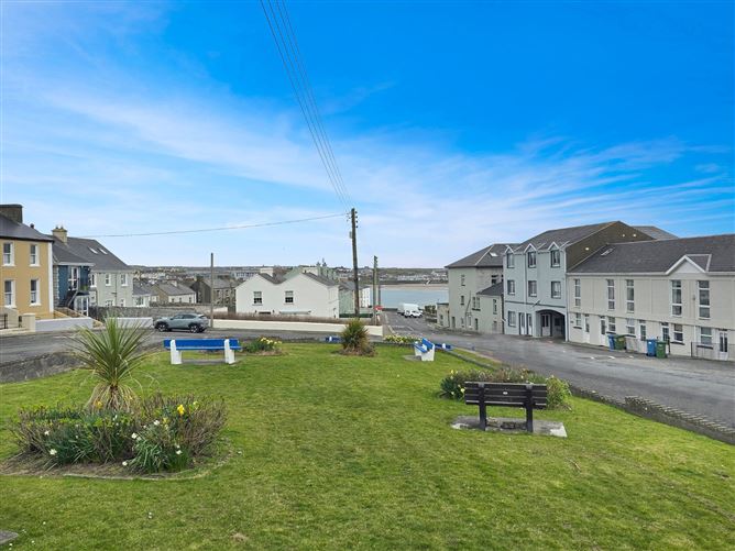 Merton Villa, Merton Square, Kilkee, Co. Clare