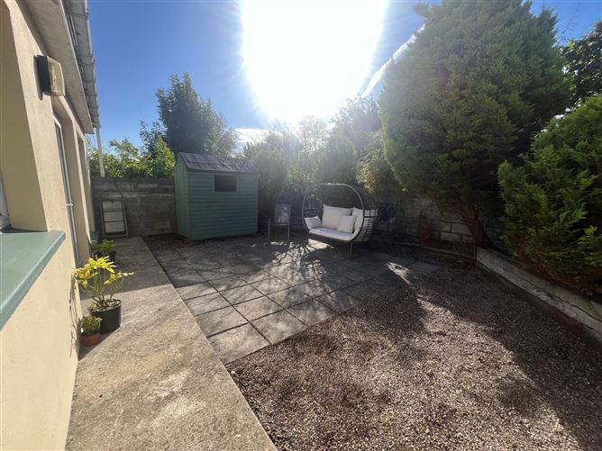 39 Mount Eagle Green, Leopardstown, Dublin 18