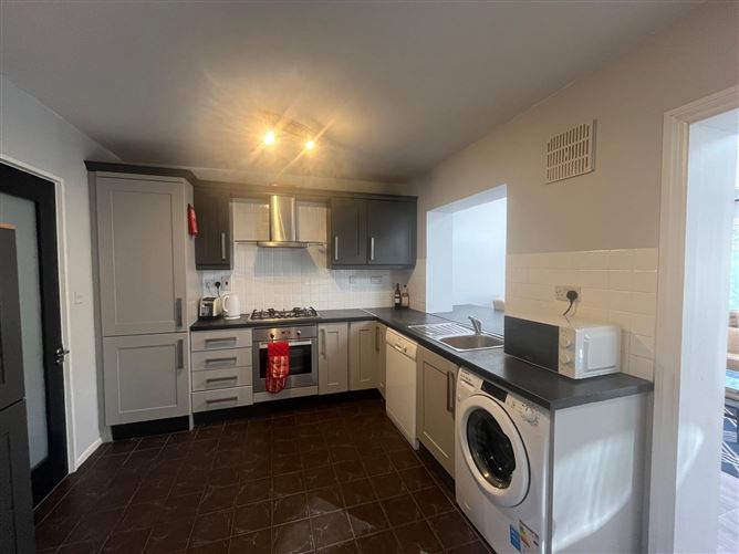 39 Mount Eagle Green, Leopardstown, Dublin 18