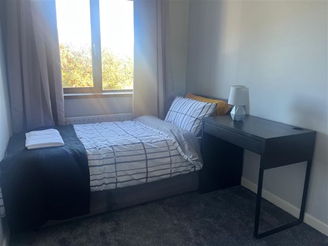39 Mount Eagle Green, Leopardstown, Dublin 18
