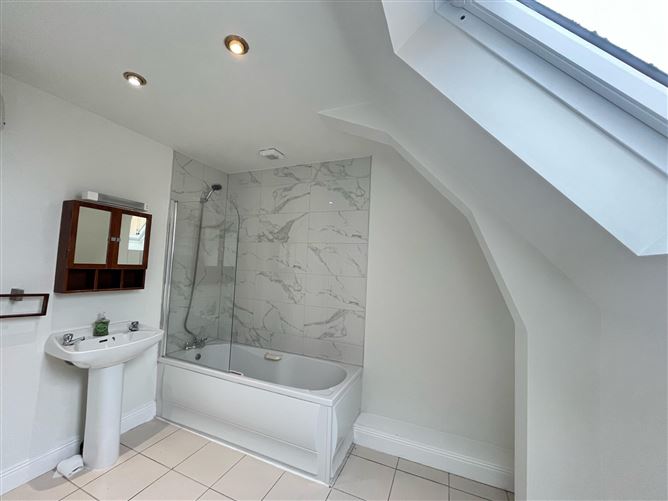 Brownsbarn Gardens, Kingswood, Dublin 22