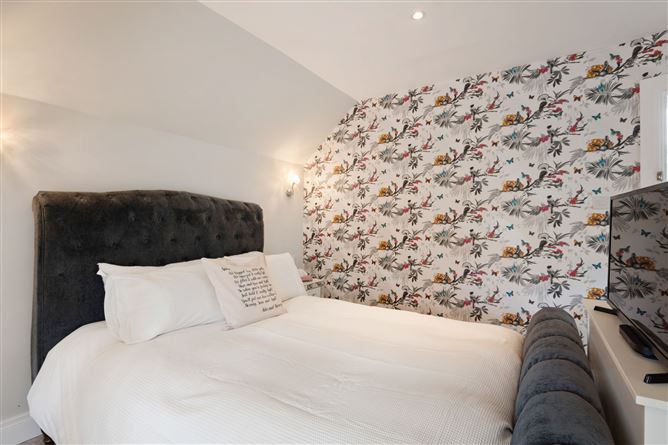 2 Bella Vista Lodge, off Butterfield Avenue, Rathfarnham, Dublin 14