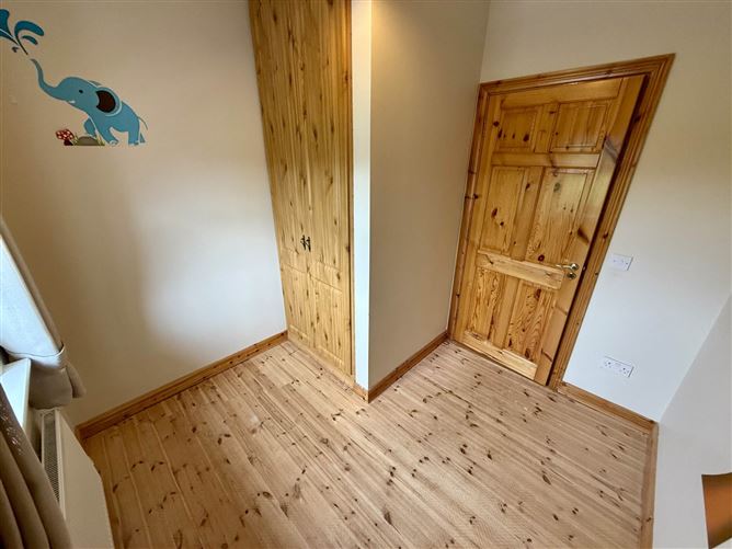 4 Cois Abhainn, Kilmovee, Ballaghaderreen, County Mayo