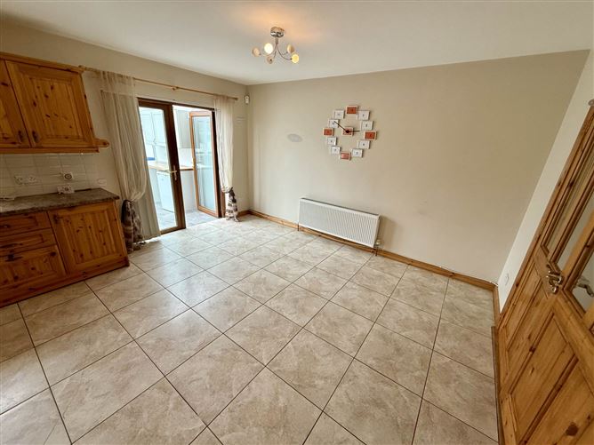 4 Cois Abhainn, Kilmovee, Ballaghaderreen, County Mayo