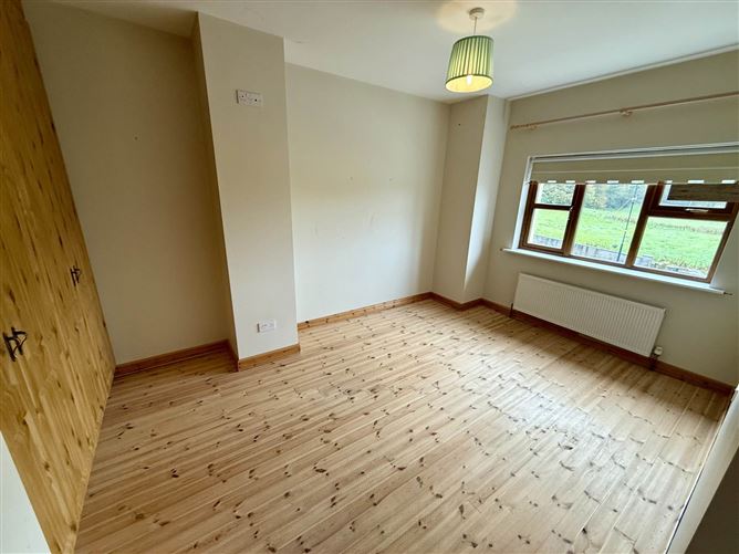 4 Cois Abhainn, Kilmovee, Ballaghaderreen, County Mayo