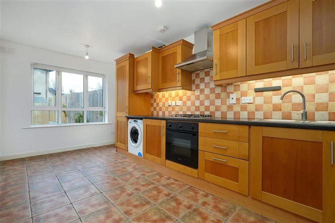 15 Ellensborough View, Kiltipper, Dublin 24