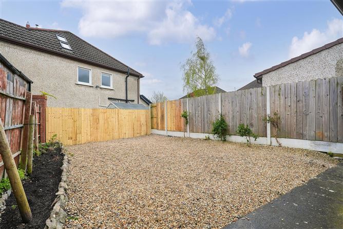 15 Ellensborough View, Kiltipper, Dublin 24