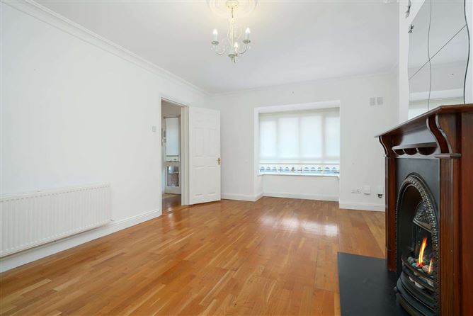 15 Ellensborough View, Kiltipper, Dublin 24