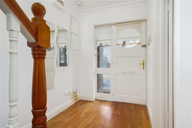 15 Ellensborough View, Kiltipper, Dublin 24