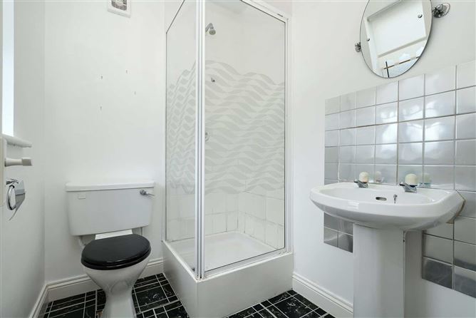 15 Ellensborough View, Kiltipper, Dublin 24