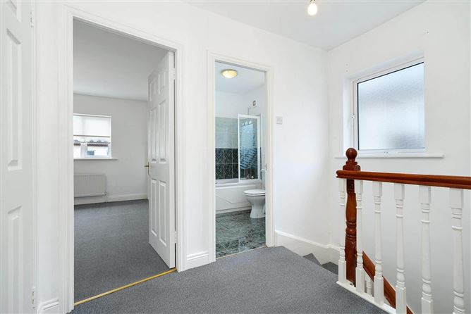 15 Ellensborough View, Kiltipper, Dublin 24