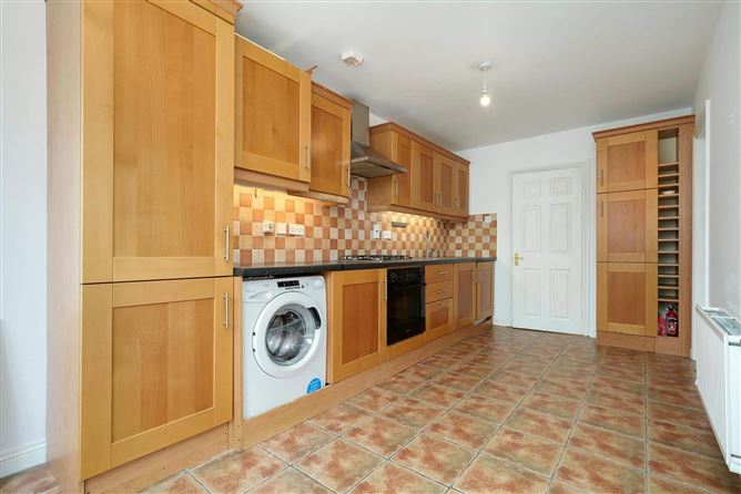 15 Ellensborough View, Kiltipper, Dublin 24