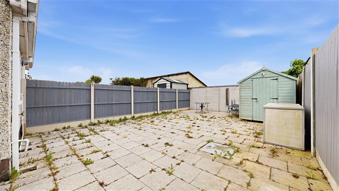 Photo 15 of 18 — 16 Marlfield Court, Dublin 24, Dublin