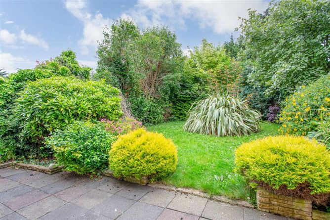 14 Ardeevin Court, Lucan, Dublin
