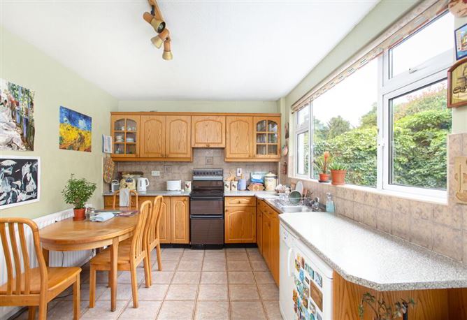 14 Ardeevin Court, Lucan, Dublin