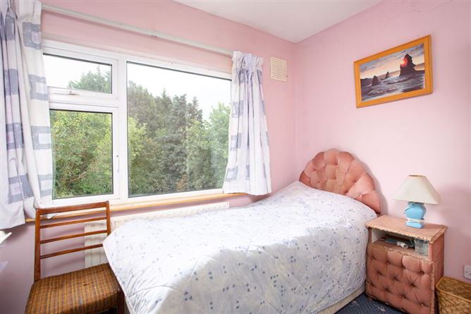 14 Ardeevin Court, Lucan, Dublin