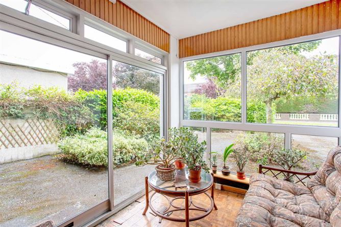 14 Ardeevin Court, Lucan, Dublin
