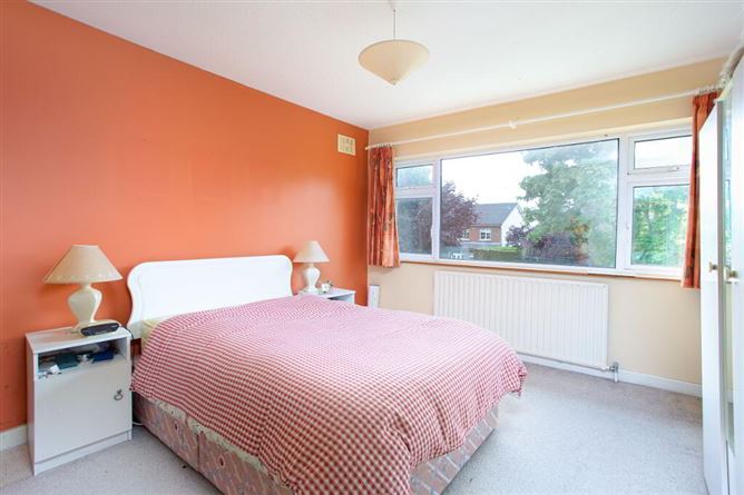 14 Ardeevin Court, Lucan, Dublin