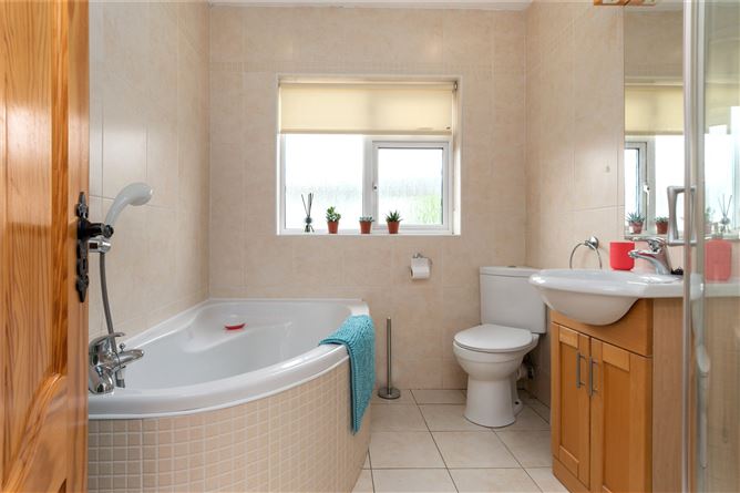 13 Beverly Lawns, Knocklyon, Dublin 16