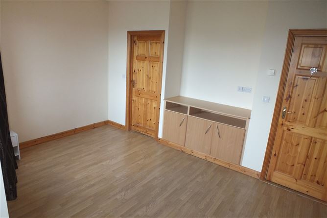 22 The Waves Ocean Links, Strandhill, Sligo