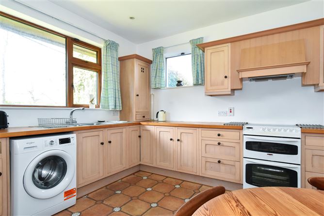 Knocknacarra Lodge, Knocknacarra Road, Salthill, Galway