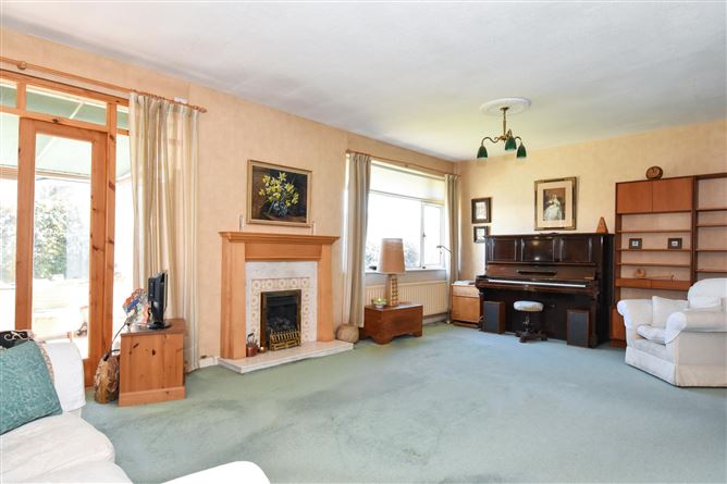 Knocknacarra Lodge, Knocknacarra Road, Salthill, Galway