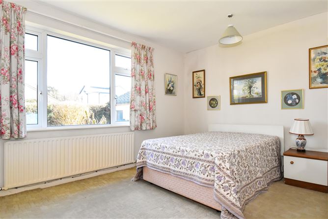 Knocknacarra Lodge, Knocknacarra Road, Salthill, Galway