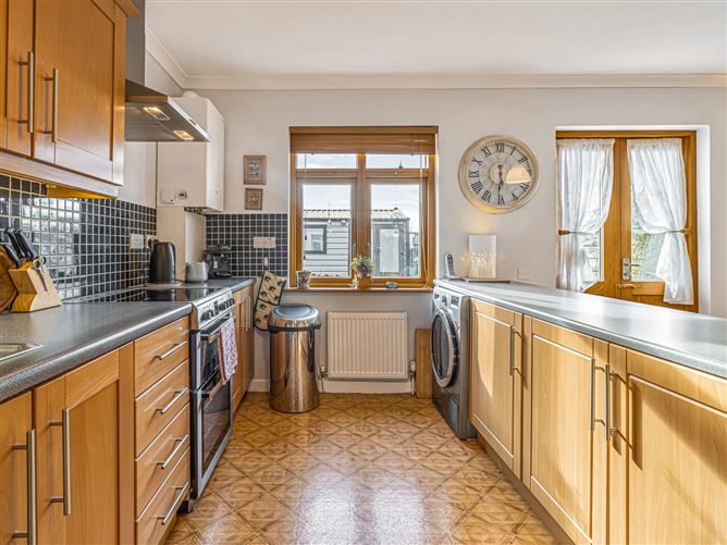 33 Radharc an Chaislain , Naas, Kildare