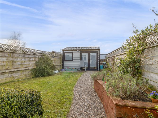 33 Radharc an Chaislain , Naas, Kildare
