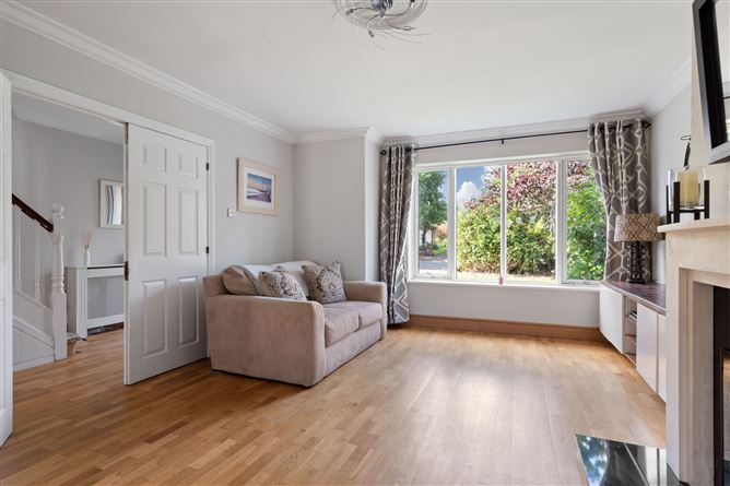 50 Glencairn Lawn, The Gallops, Leopardstown, Dublin 18