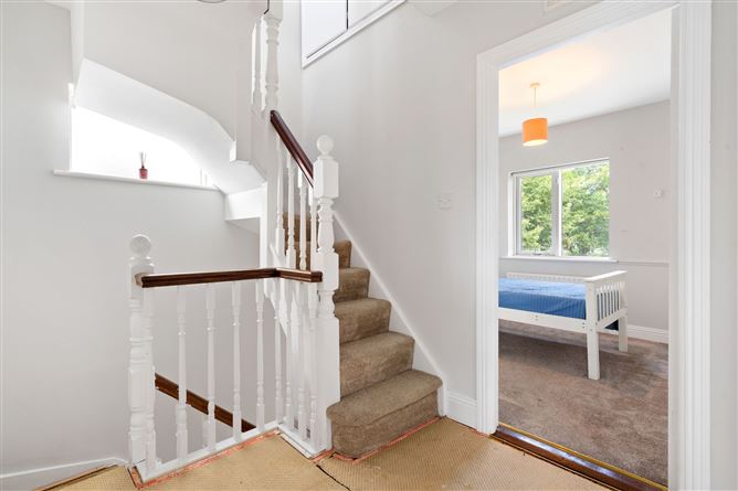 50 Glencairn Lawn, The Gallops, Leopardstown, Dublin 18