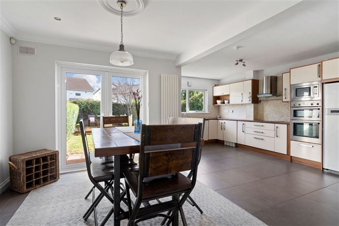 50 Glencairn Lawn, The Gallops, Leopardstown, Dublin 18