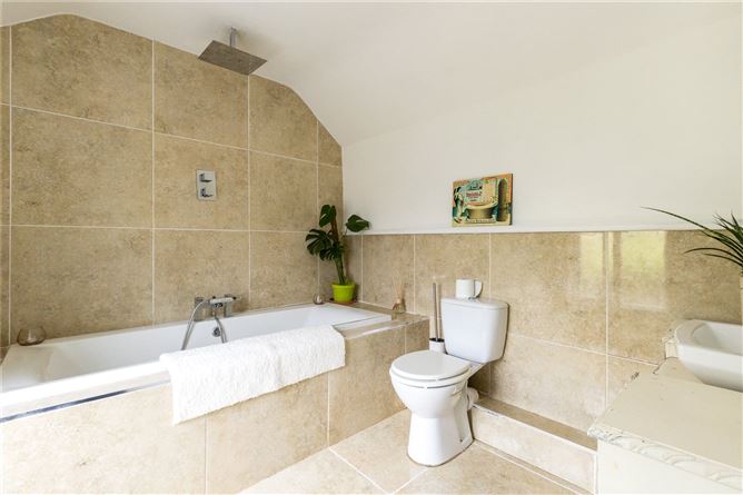 1 Augustine Villas, Meath Place, Bray