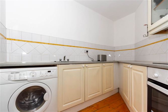 Apartment 177, The Oaks, Winter Garden, Pearse Street, Dublin 2, County Dublin