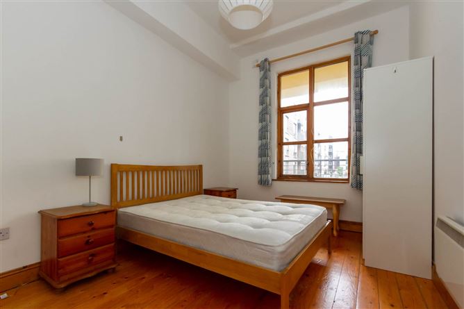 Apartment 177, The Oaks, Winter Garden, Pearse Street, Dublin 2, County Dublin