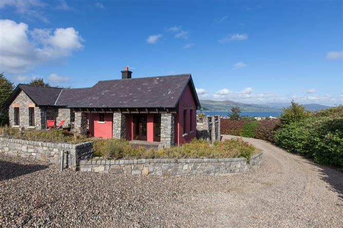 Luxury Lake View,Carlingford, Cooley Peninsula, County Louth