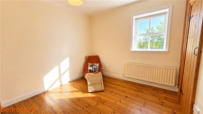 https://photos-a.propertyimages.ie/media/3/4/8/4986843/d84968c3-a31e-4dce-84e1-646f23551560_l.jpg