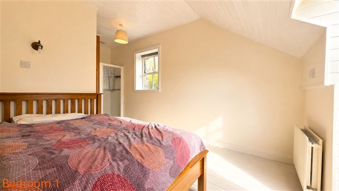 https://photos-a.propertyimages.ie/media/3/4/8/4986843/d84968c3-a31e-4dce-84e1-646f23551560_l.jpg
