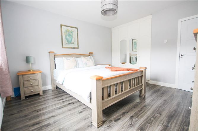 12 Ellensborough Drive, Kiltipper, Tallaght, Dublin 24