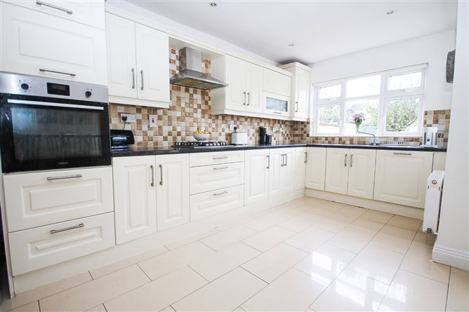 12 Ellensborough Drive, Kiltipper, Tallaght, Dublin 24
