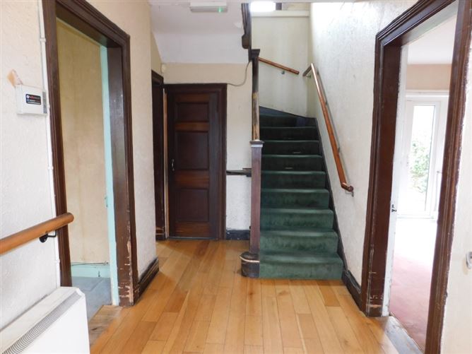 Photo 8 of 16 — 11 Menloe Gardens, Blackrock Road, Cork City, Cork