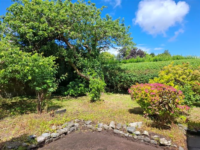 Photo 7 of 16 — 11 Menloe Gardens, Blackrock Road, Cork City, Cork