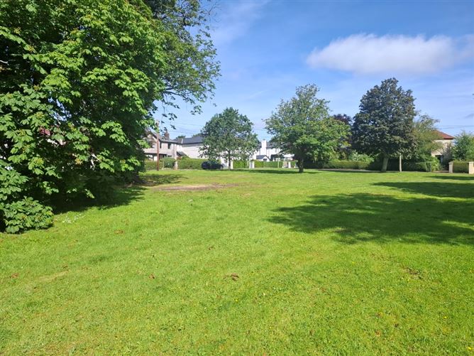 11 Menloe Gardens, Blackrock Road, Cork City, Cork