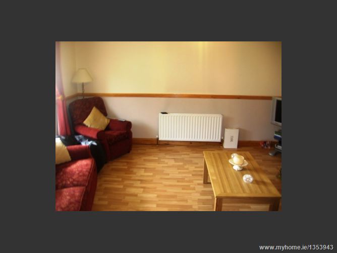 Photo 6 of 11 — 5 Annsboro View, Rathangan, Co. Kildare