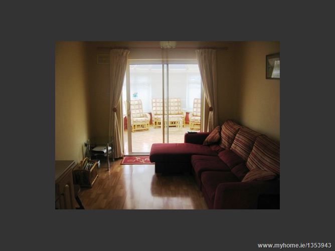 Photo 8 of 11 — 5 Annsboro View, Rathangan, Co. Kildare