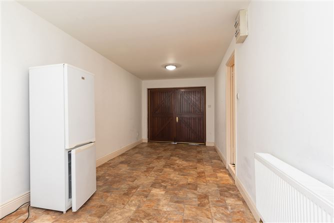 7 Hampton Park, St. Helen's Wood, Booterstown, Dublin