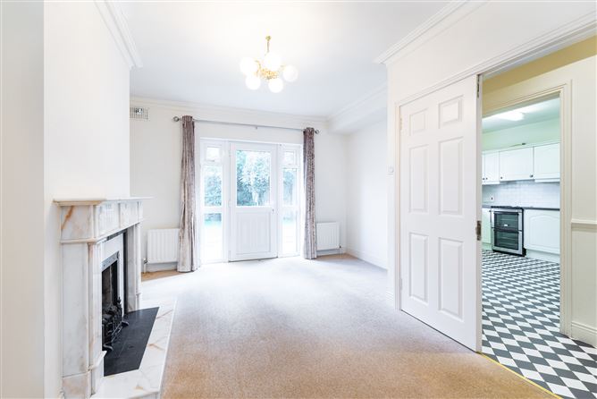 7 Hampton Park, St. Helen's Wood, Booterstown, Dublin