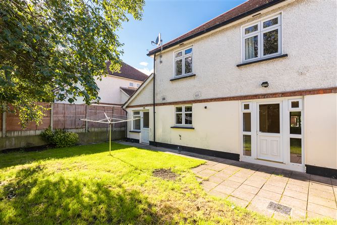 7 Hampton Park, St. Helen's Wood, Booterstown, Dublin