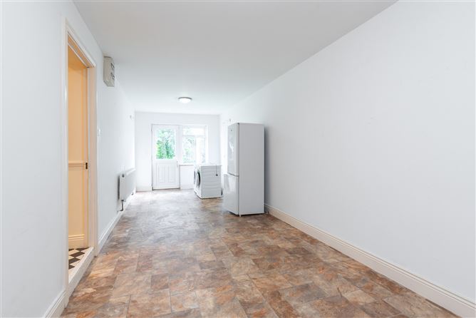 7 Hampton Park, St. Helen's Wood, Booterstown, Dublin